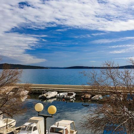 Holiday Home Obrov Kaštela Exterior foto